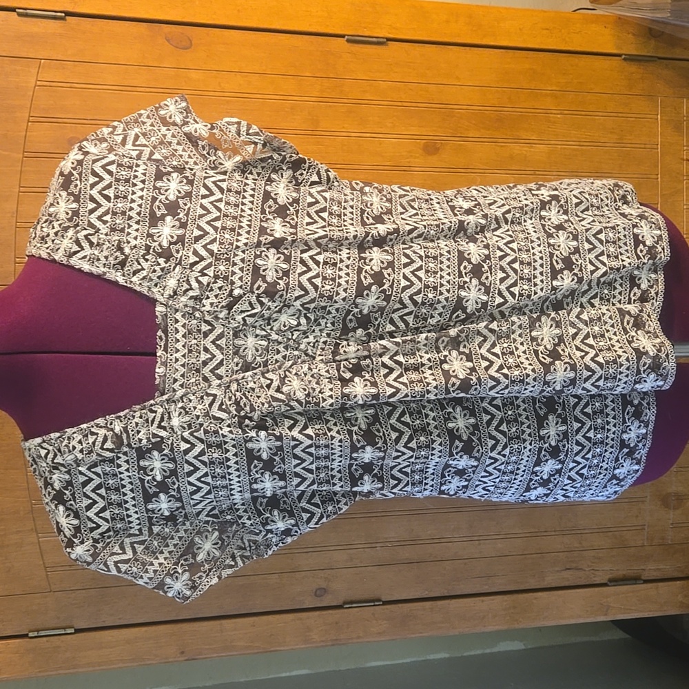 102 Vintage Liz Clareborne    Top